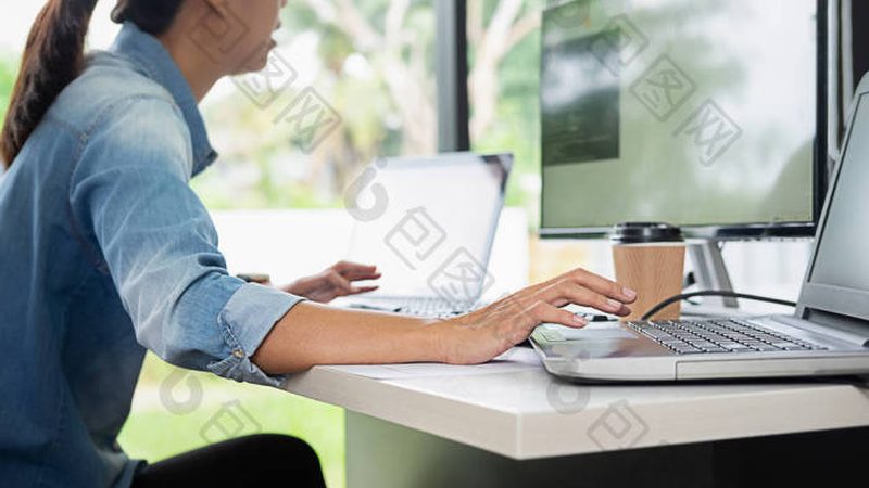 微信小程序开发加盟代理：揭秘加盟背后的行业机遇与挑战